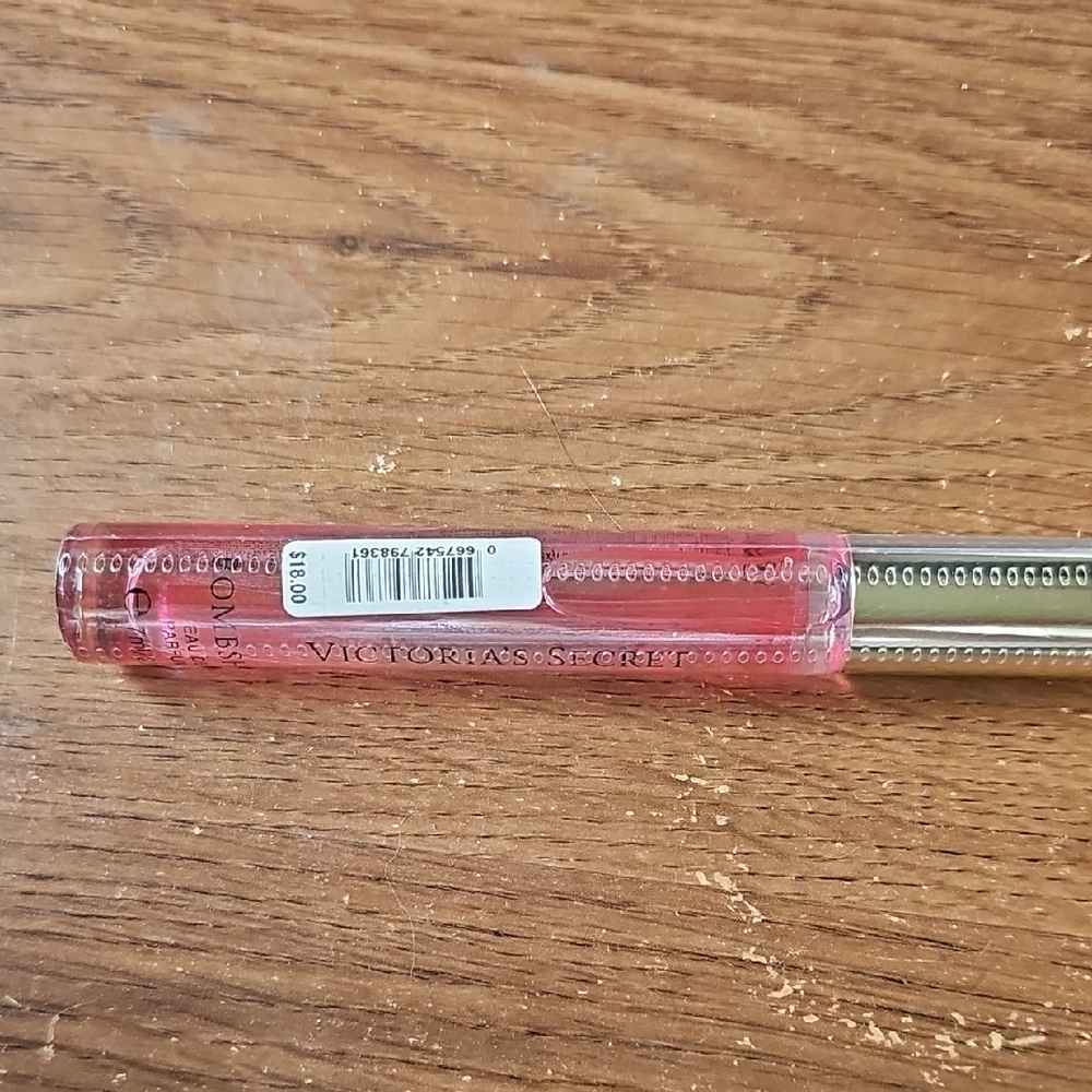 New Victoria's Secret Bombshell Eau De Parfum Perfume Spray - Sealed .23 Fl oz.